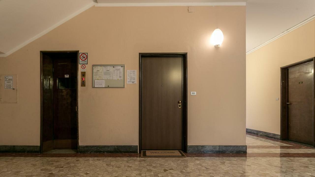 Next Stop - Central Station Milano Exterior foto